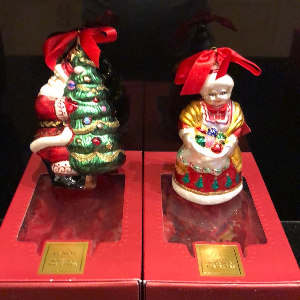 Tree ornament - Picture 1 of 2